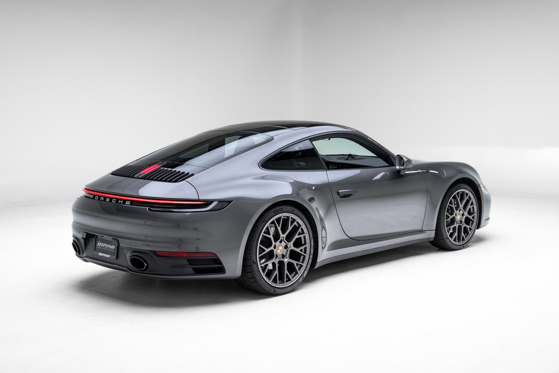 Used 2020 Porsche 911 Carrera RWD image 19