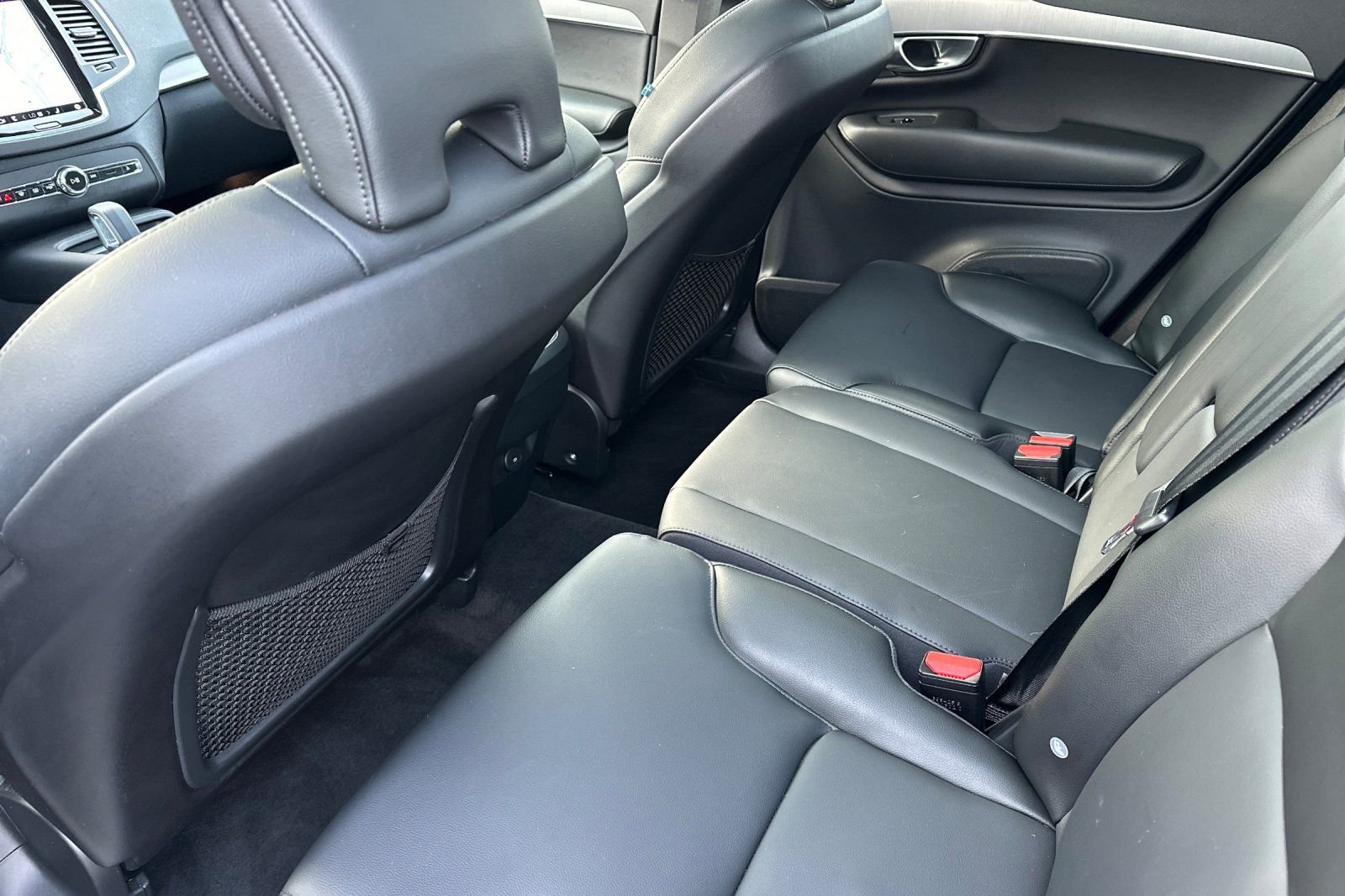 Certified 2023 Volvo XC90 B5 Core w/ Climate Package image 5