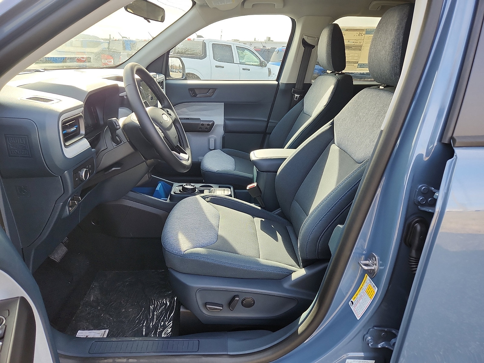 New 2025 Ford Maverick XLT w/ XLT Luxury Package image 9