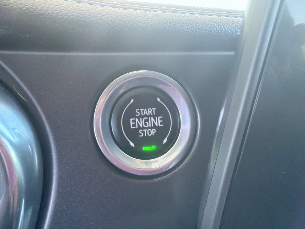 Used 2024 Chevrolet Blazer LT w/ Convenience Package FWD image 17
