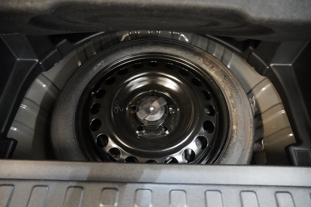Used 2020 Chevrolet Equinox Premier AWD/4WD image 13