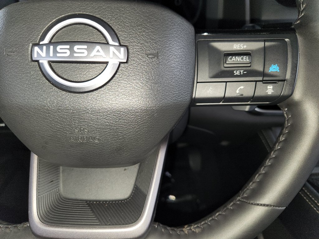 Used 2026 Nissan Rogue Platinum w/ Platinum Premium Package AWD/4WD image 28