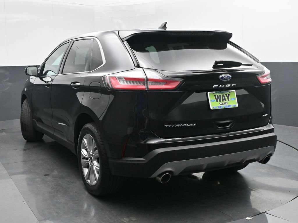 Used 2024 Ford Edge Titanium image 4