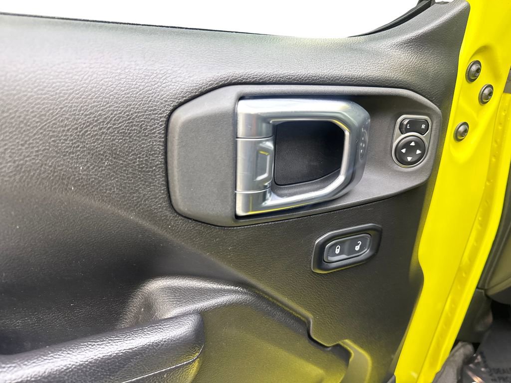 Used 2024 Jeep Wrangler Sport S AWD/4WD image 31