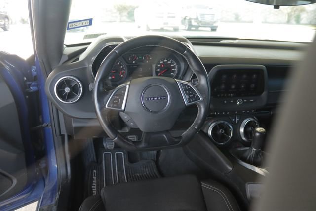 Used 2019 Chevrolet Camaro LT w/ RS Package image 27