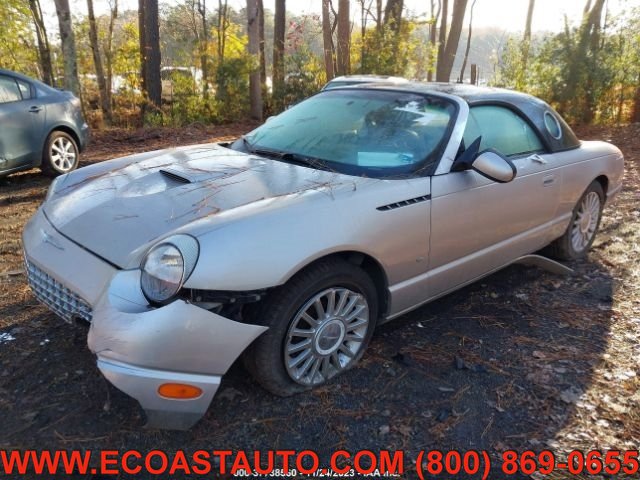 Used 2004 Ford Thunderbird Deluxe RWD image 3