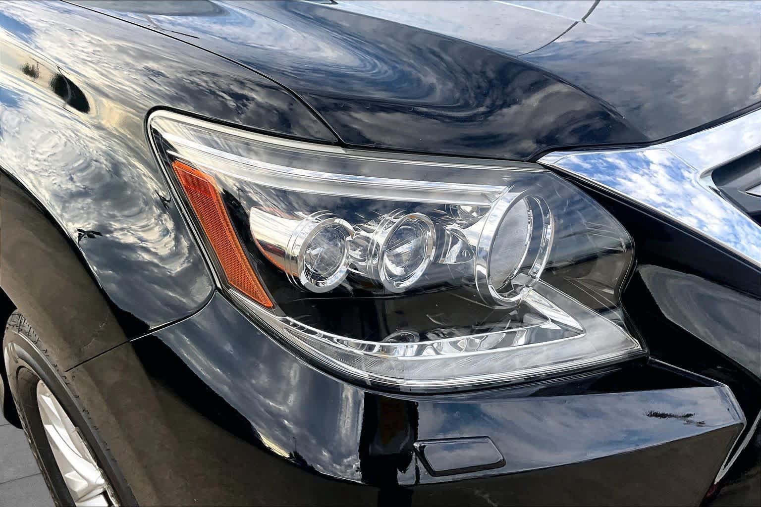 Used 2019 Lexus GX 460 Premium AWD/4WD image 28