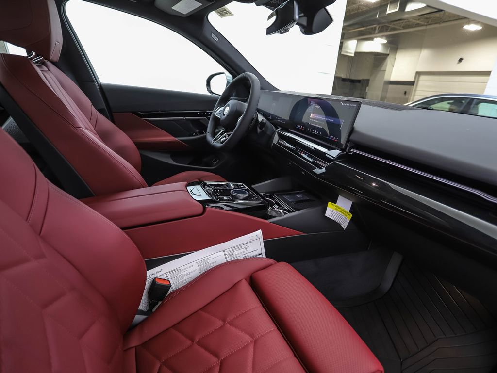 New 2026 BMW 530i xDrive w/ M Sport Package image 31