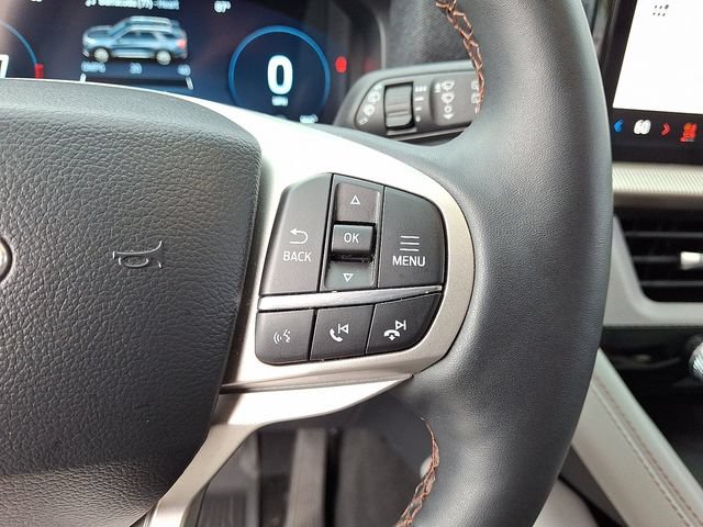 Certified 2025 Ford Explorer Active w/ Active Comfort Package AWD/4WD image 22