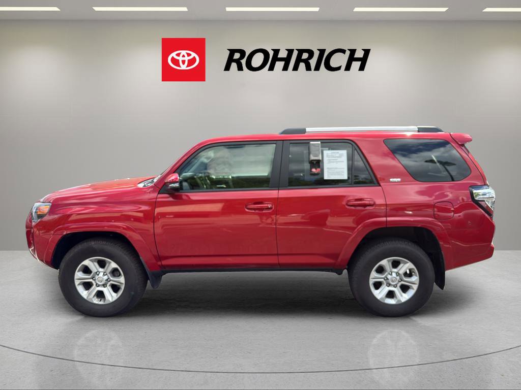 Used 2024 Toyota 4Runner SR5 Premium w/ SR5 Premium Package AWD/4WD image 7