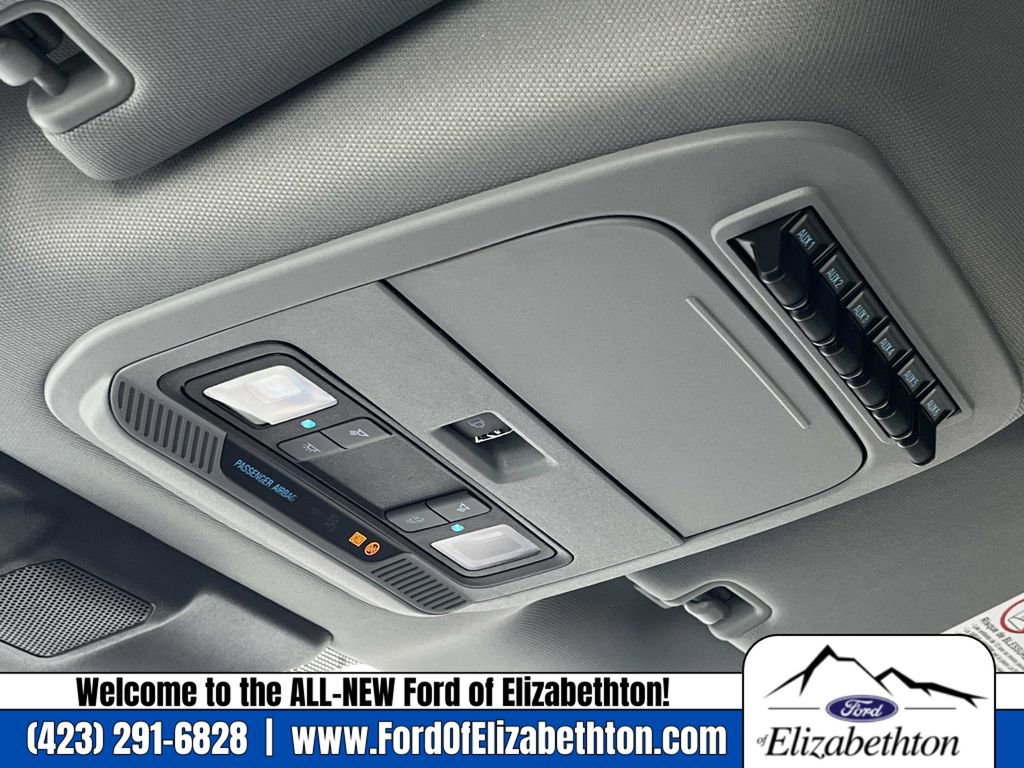 New 2025 Ford F450 XL w/ XL Chrome Package image 24