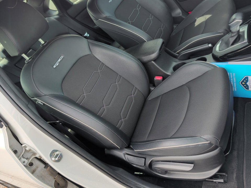 Used 2020 Kia Forte GT-Line FWD image 30