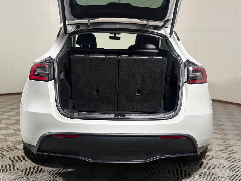 Used 2021 Tesla Model Y Long Range AWD/4WD image 5