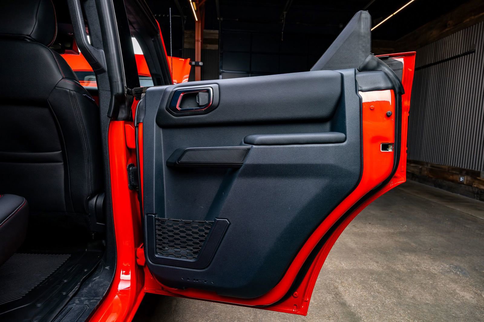 Used 2023 Ford Bronco Heritage Edition image 37