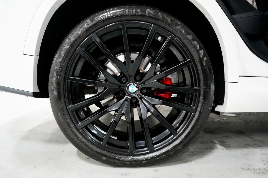 Used 2024 BMW X5 xDrive40i w/ M Sport Package image 28