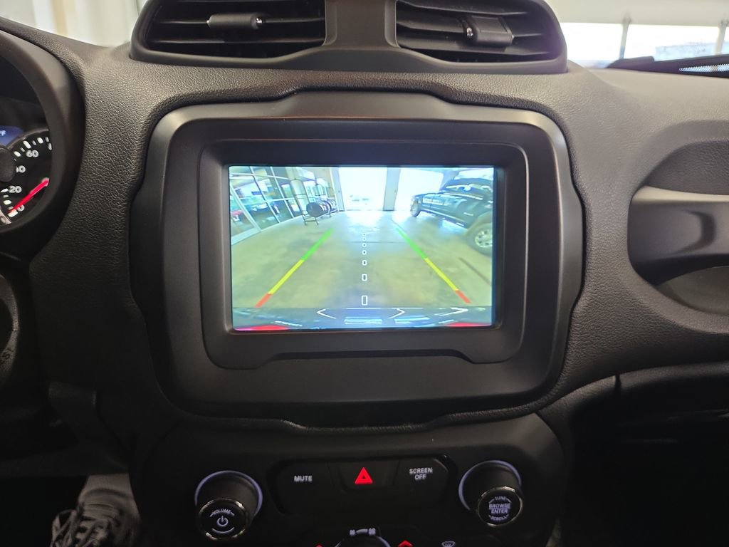 Used 2019 Jeep Renegade Trailhawk AWD/4WD image 24