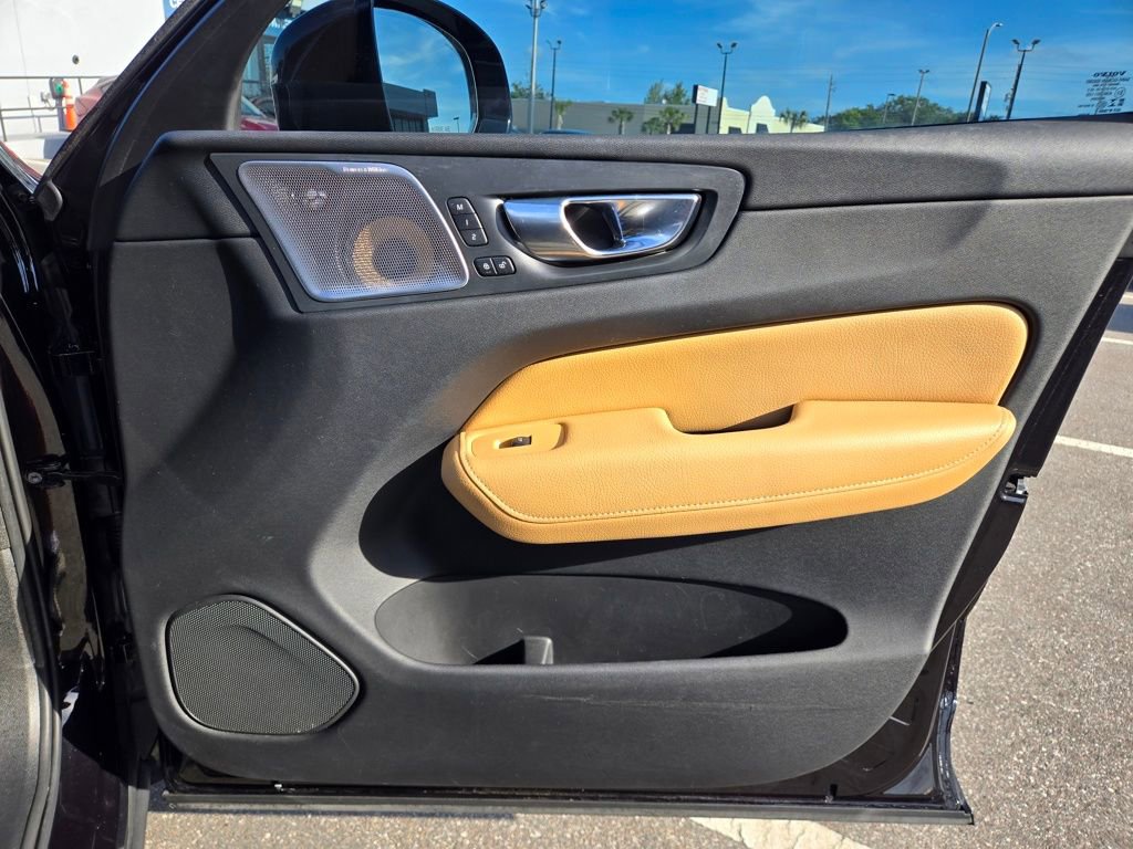 Used 2020 Volvo XC60 T5 Inscription image 49