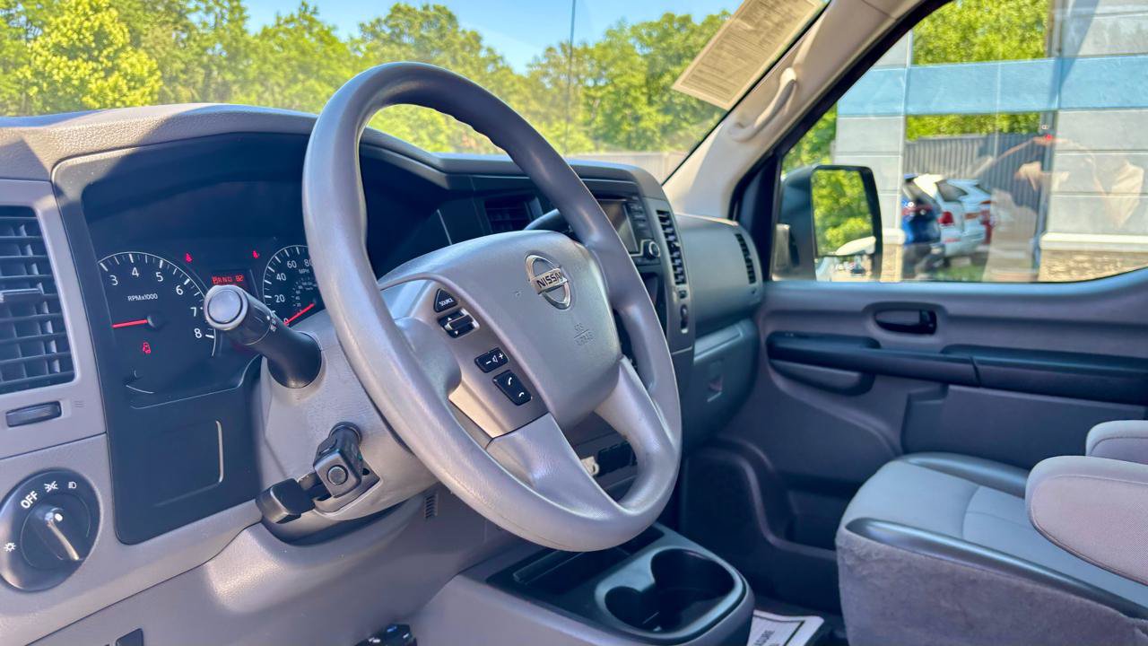 Used 2018 Nissan NV 2500 S RWD image 16