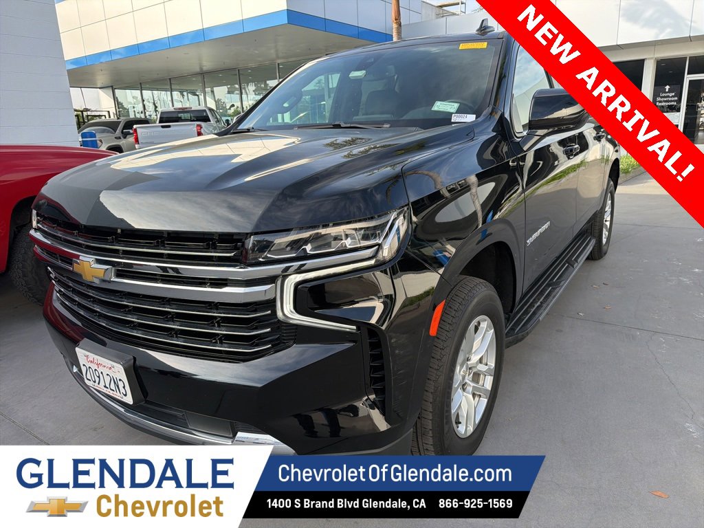 Used 2021 Chevrolet Suburban LT image 3