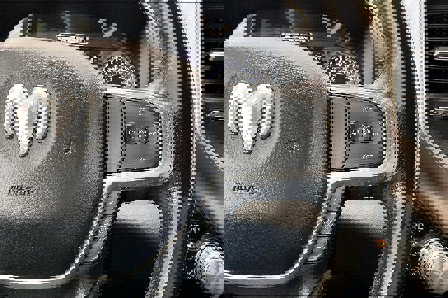 Used 2020 RAM 1500 Laramie image 21