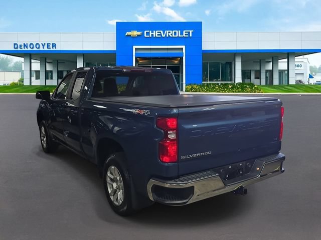 Used 2024 Chevrolet Silverado 1500 LT AWD/4WD image 11