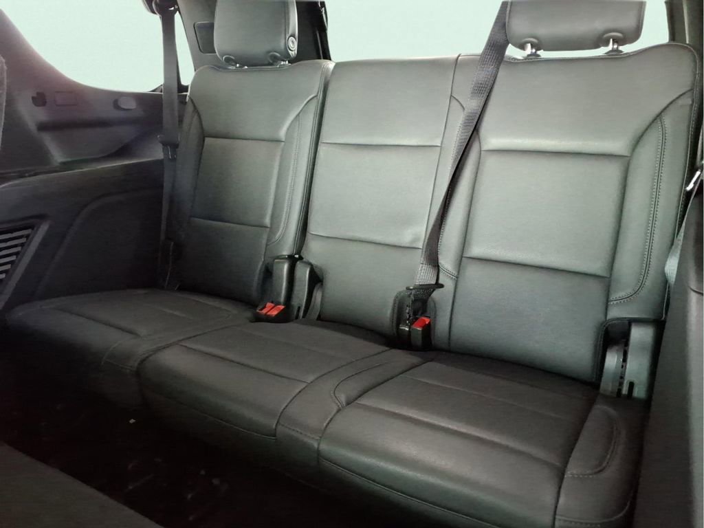 Used 2023 Chevrolet Tahoe LT w/ Luxury Package image 16