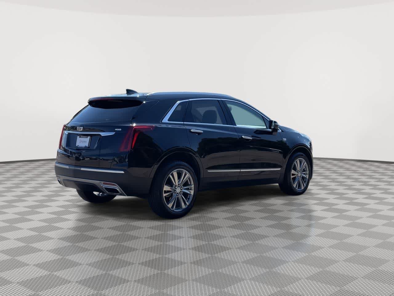 Certified 2024 Cadillac XT5 Premium Luxury w/ Technology Package AWD/4WD image 8