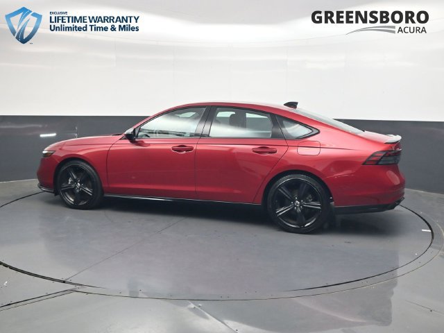 Used 2023 Honda Accord Sport image 9