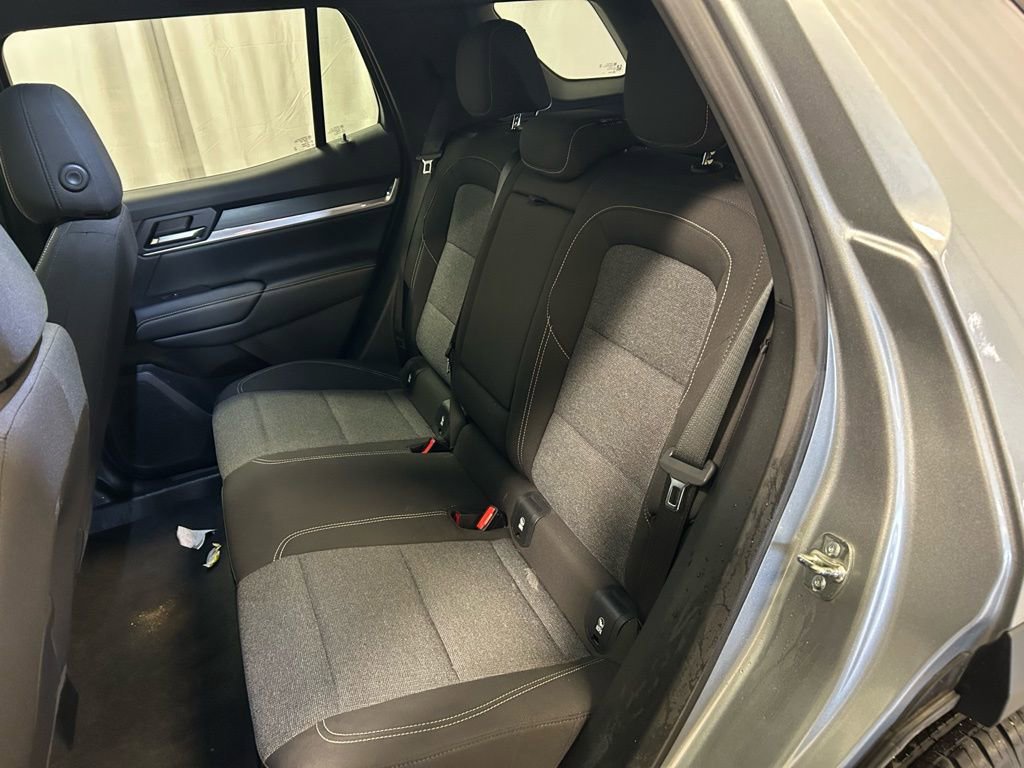 Used 2025 GMC Terrain Elevation AWD/4WD image 19