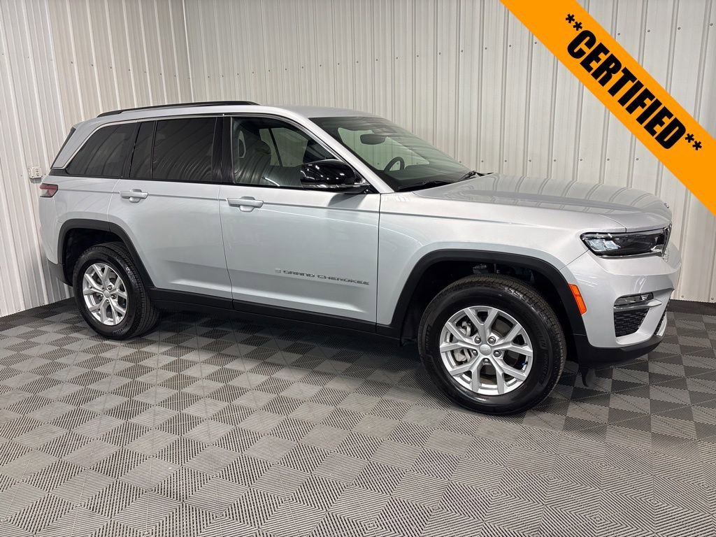 Certified 2023 Jeep Grand Cherokee Limited image 1