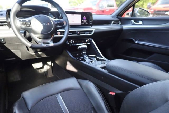 Used 2023 Kia K5 GT-Line image 32