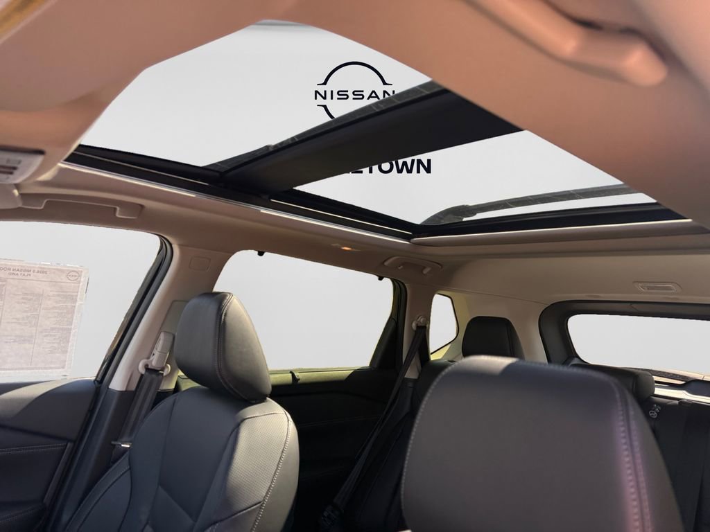 New 2026 Nissan Rogue Platinum w/ Platinum Premium Package image 30