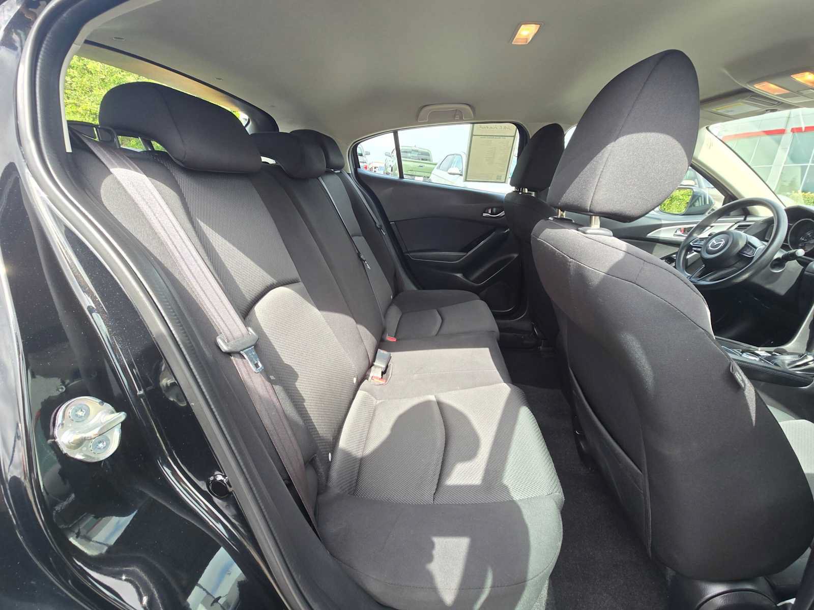 Used 2017 MAZDA MAZDA3 Sport FWD image 12