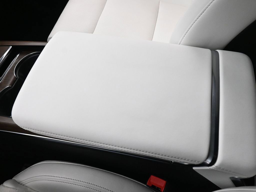 Used 2022 Tesla Model X image 42