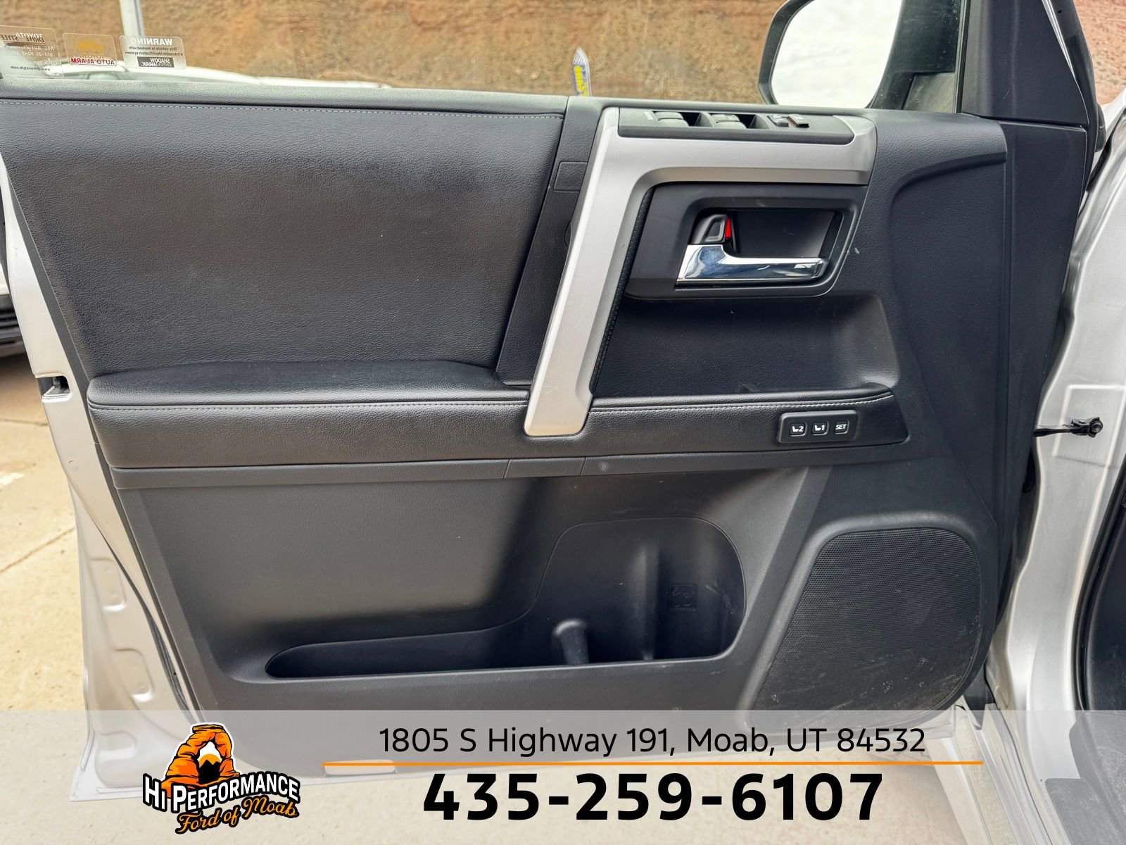 Used 2015 Toyota 4Runner Limited AWD/4WD image 14