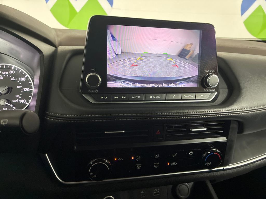Used 2023 Nissan Rogue S AWD/4WD image 14