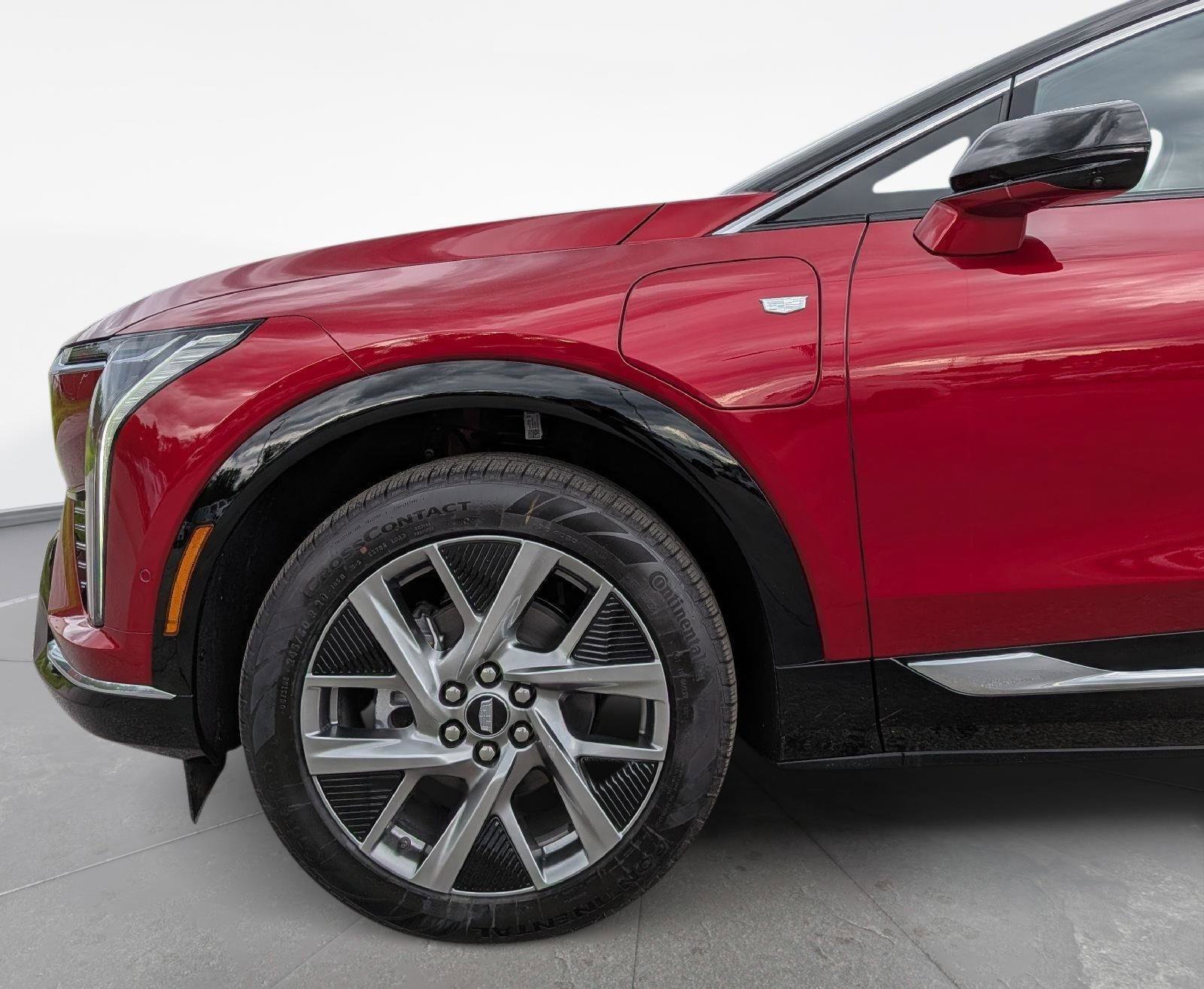 New 2026 Cadillac Optiq Luxury 1 AWD/4WD image 3