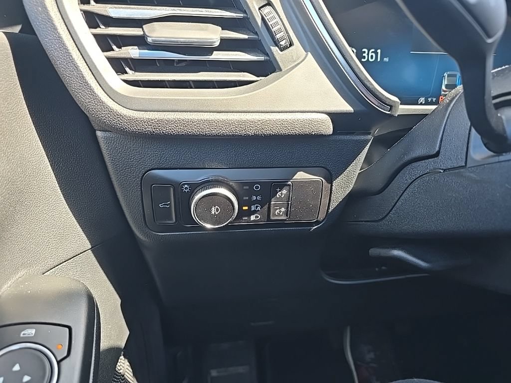 Used 2025 Ford Escape Platinum AWD/4WD image 21