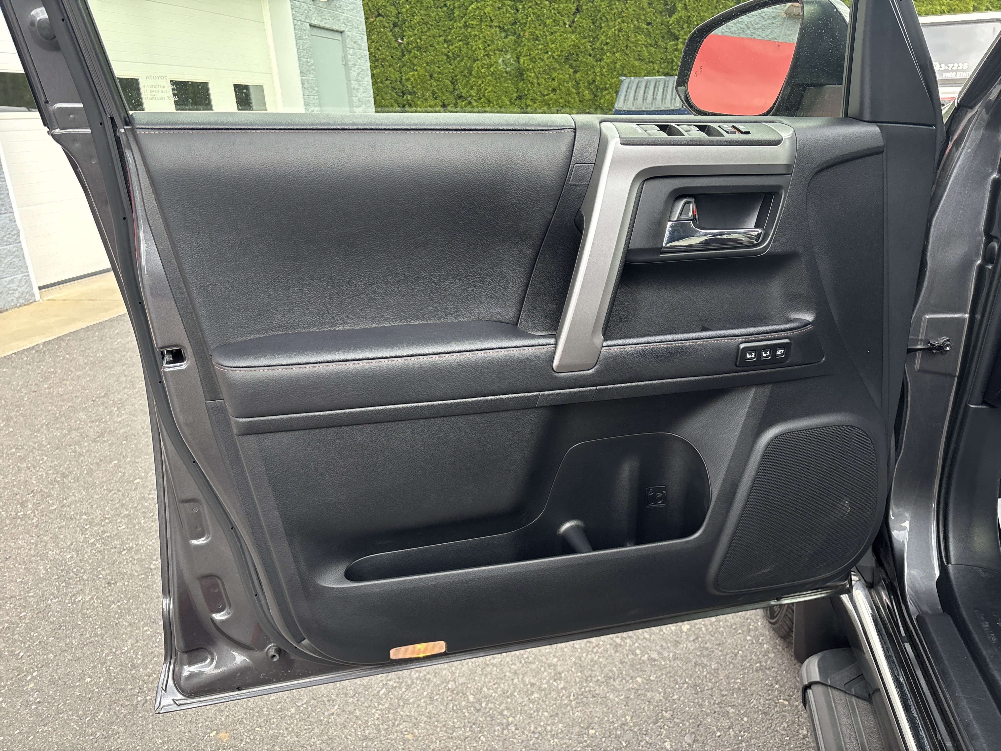 Certified 2023 Toyota 4Runner Limited AWD/4WD image 16