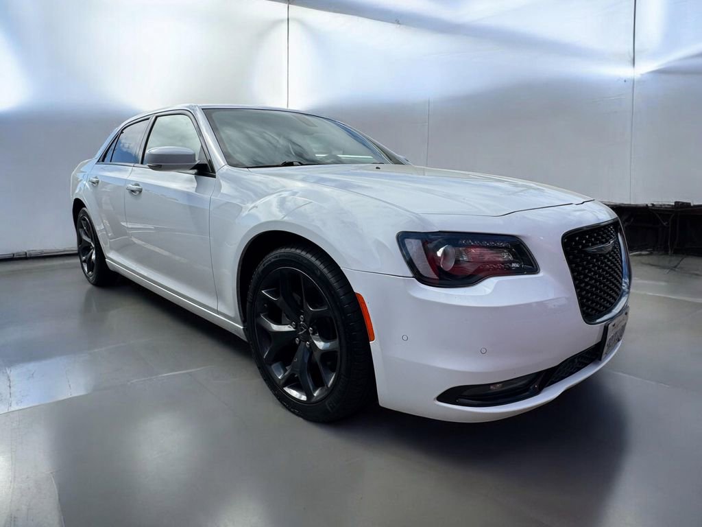 Used 2022 Chrysler 300 S image 16