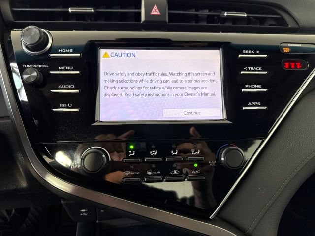 Used 2018 Toyota Camry LE FWD image 23