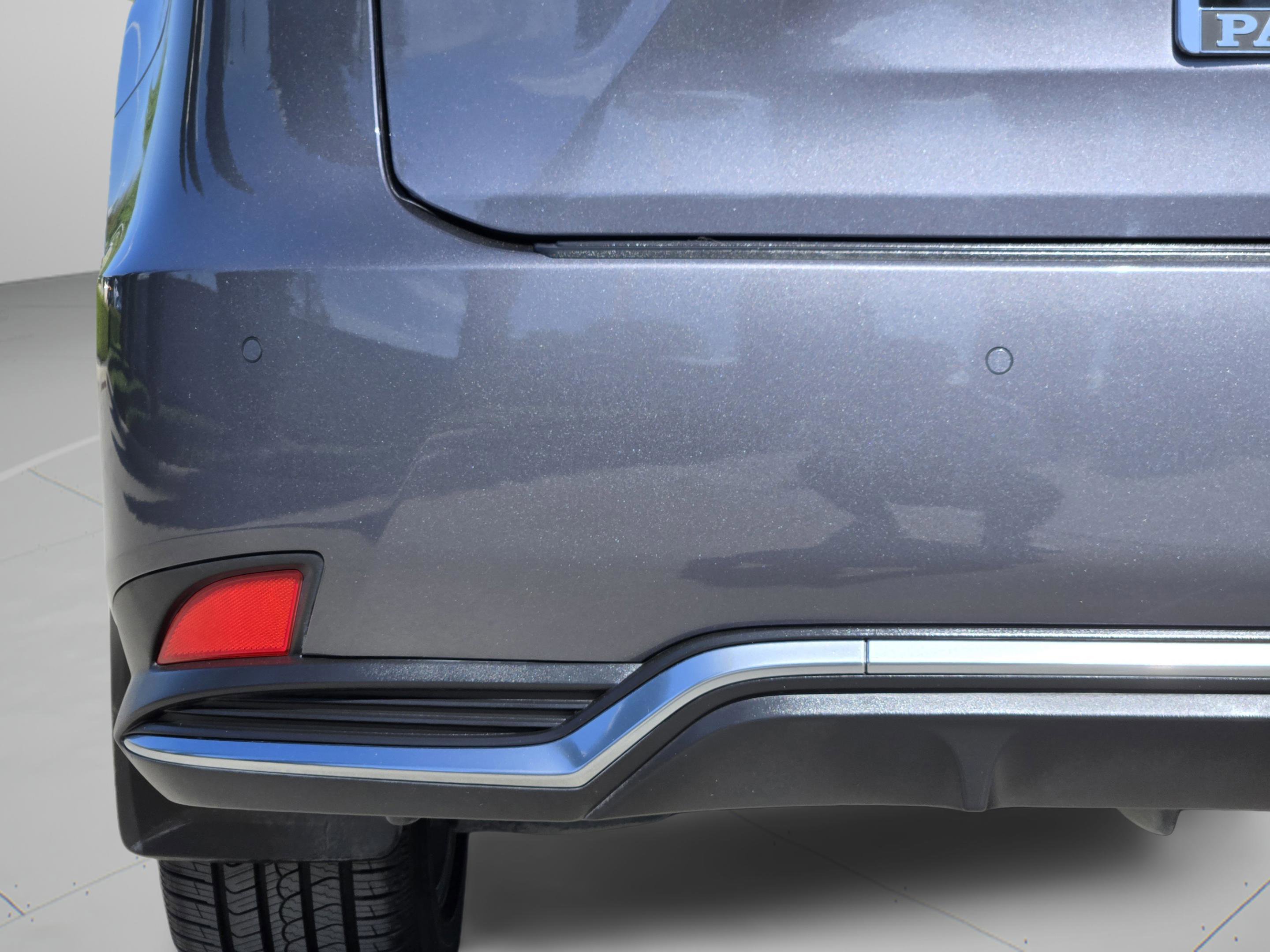 Used 2022 Lexus RX 450h w/ Premium Package image 17