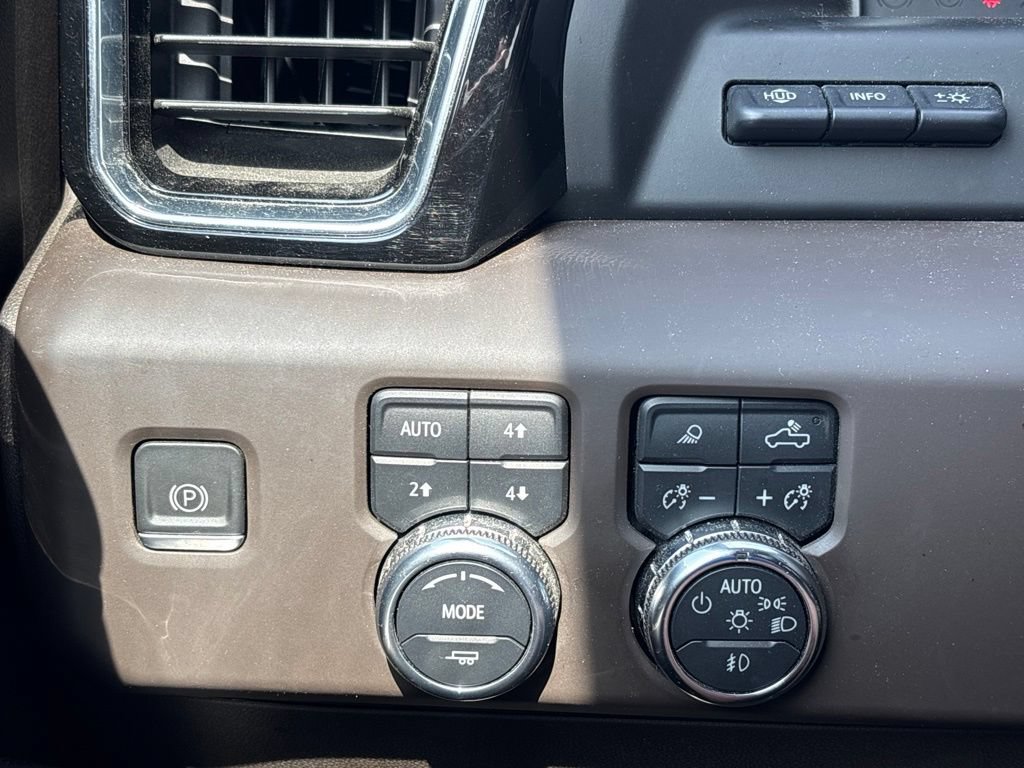Used 2023 GMC Sierra 1500 Denali w/ Denali Reserve Package AWD/4WD image 26