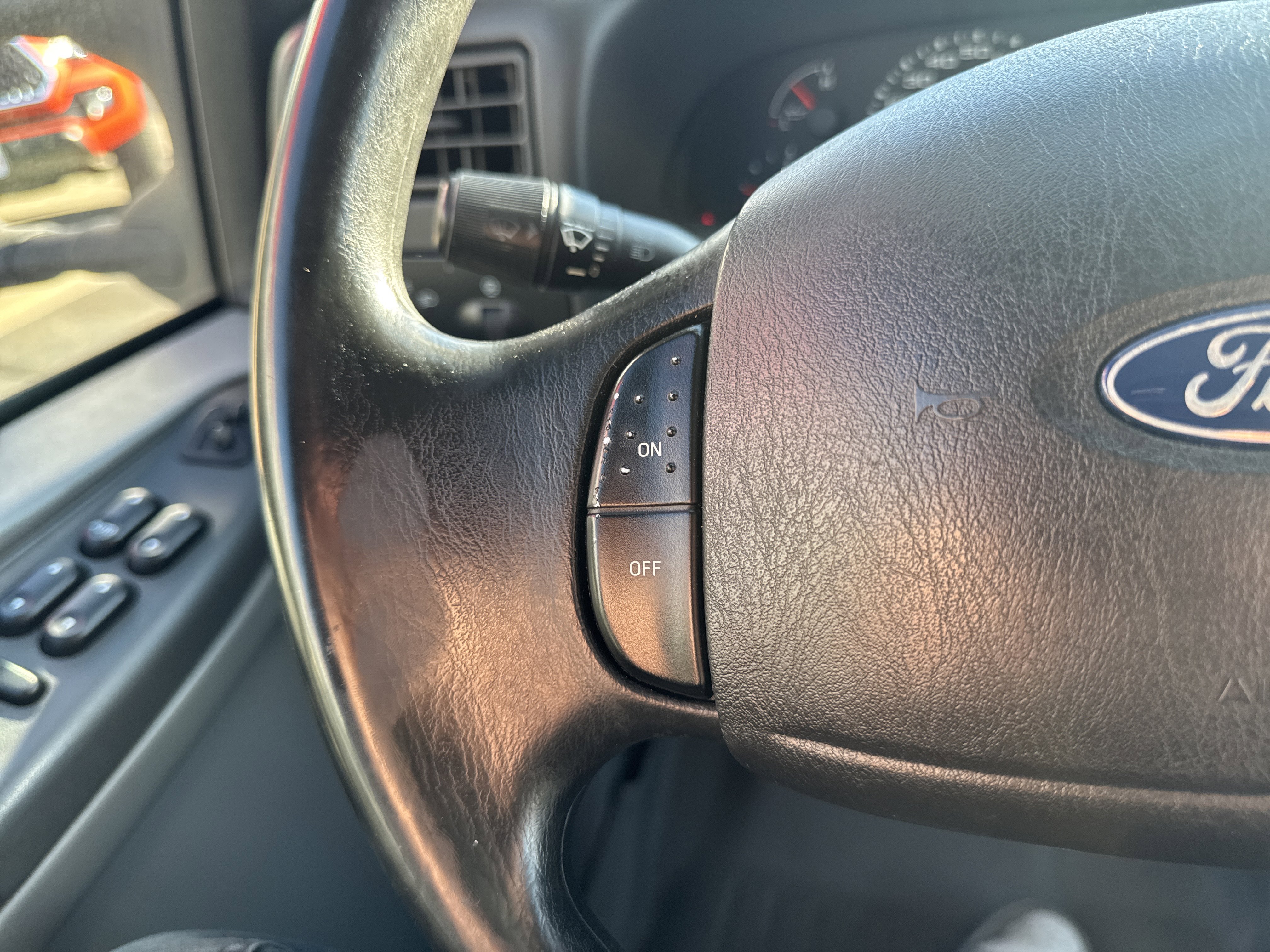 Used 2003 Ford F250 XLT image 18