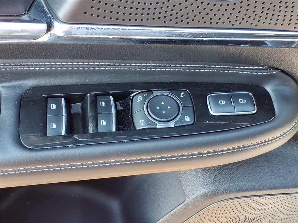 Certified 2023 Lincoln Corsair AWD w/ Equipment Group 101A image 13