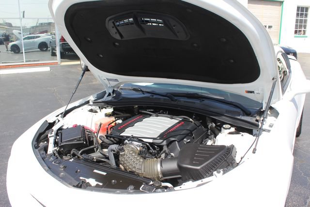 Used 2021 Chevrolet Camaro SS RWD image 29