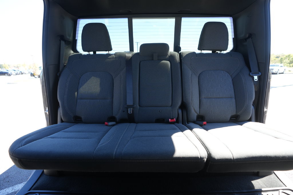 Used 2022 RAM 1500 Big Horn AWD/4WD image 36