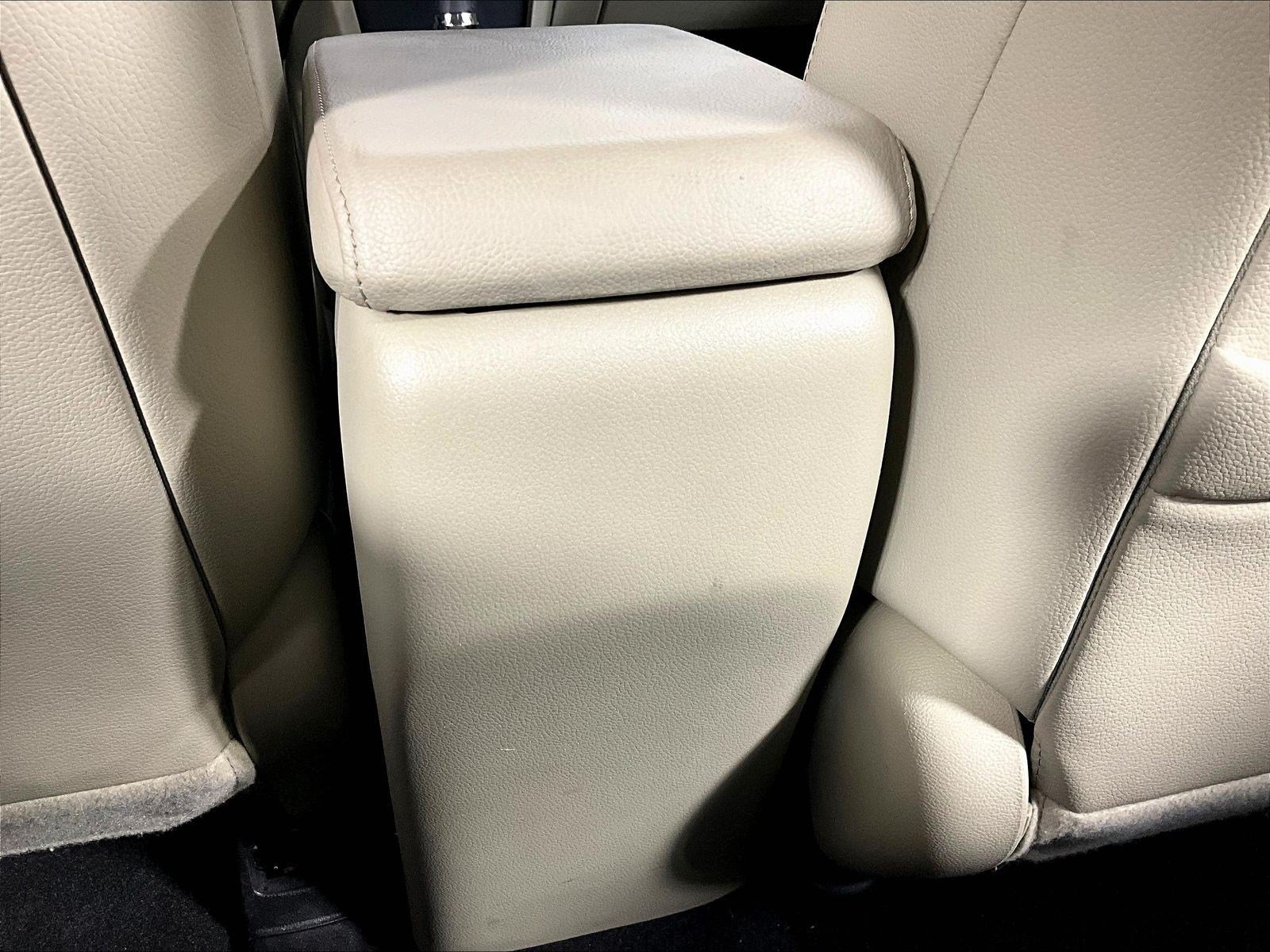 Used 2017 Acura ILX FWD image 10