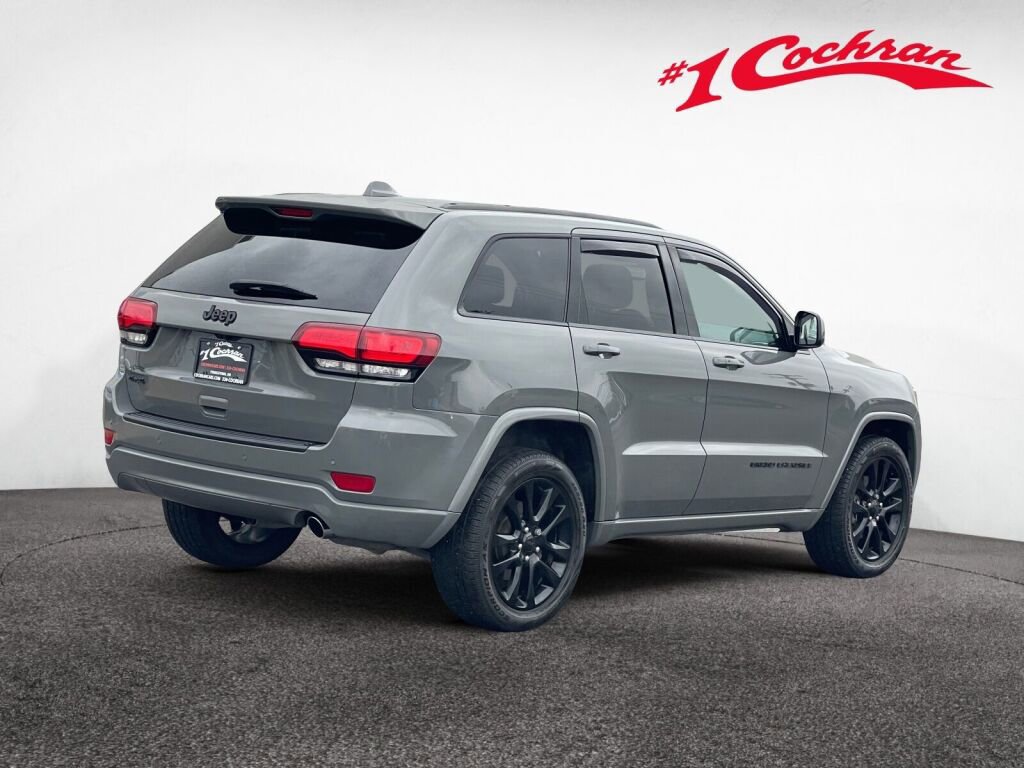Used 2020 Jeep Grand Cherokee Altitude AWD/4WD image 25