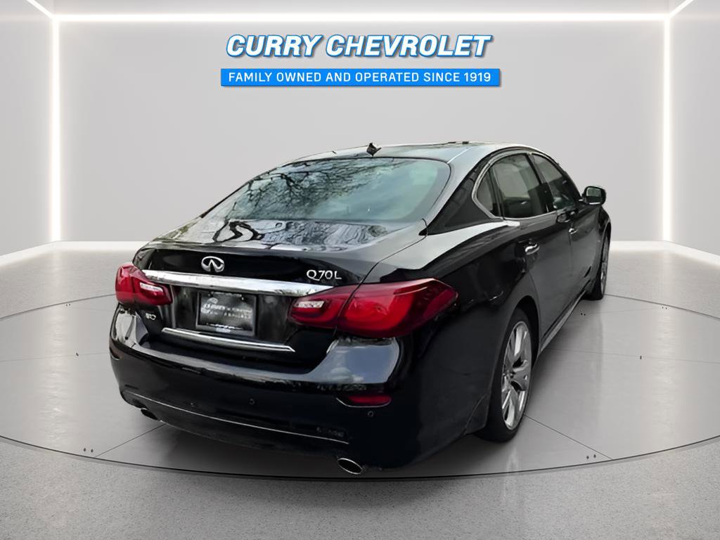Used 2017 INFINITI Q70 L 3.7 AWD/4WD image 13